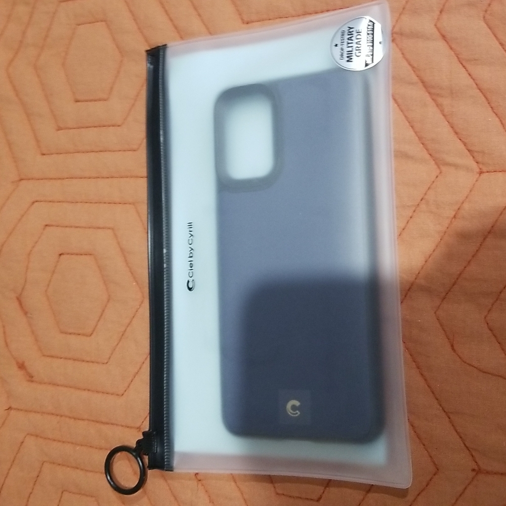 Phone case - Picture 6 of 6